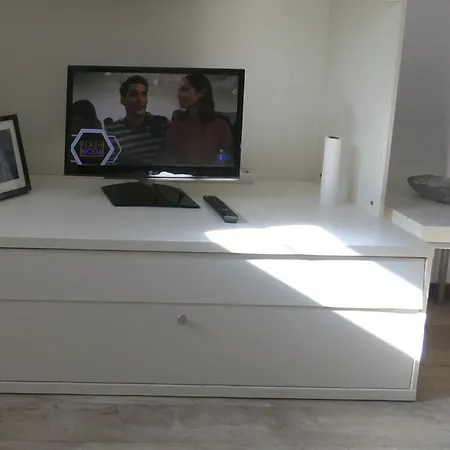Apartamento Blanco Esquí Y Alhambra. Garaje Privado *